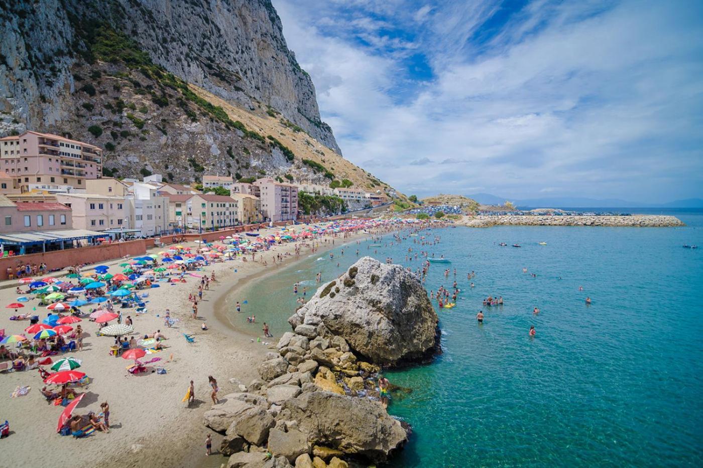 Luxury Catalan Bay Beach House - Sea + Rock Views Gibraltar Zewnętrze zdjęcie